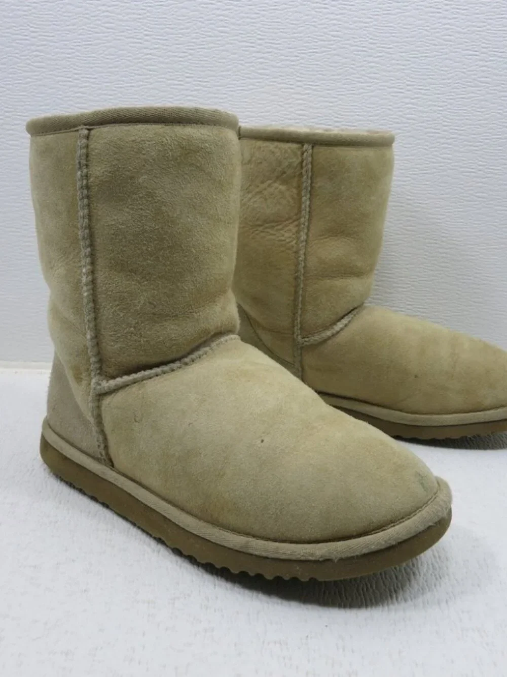 UGG 5825 Classic Short Insulated Boots Australia Women's Warm Footwear Shoes 6